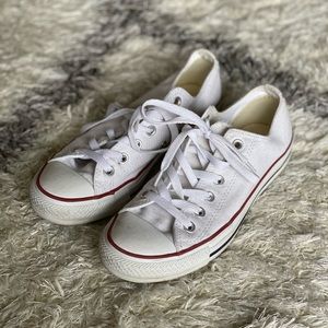 White Converse Chuck Taylor low top M6.5 W8.5 used